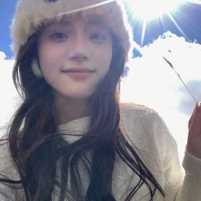 她赤脚走过荆棘地